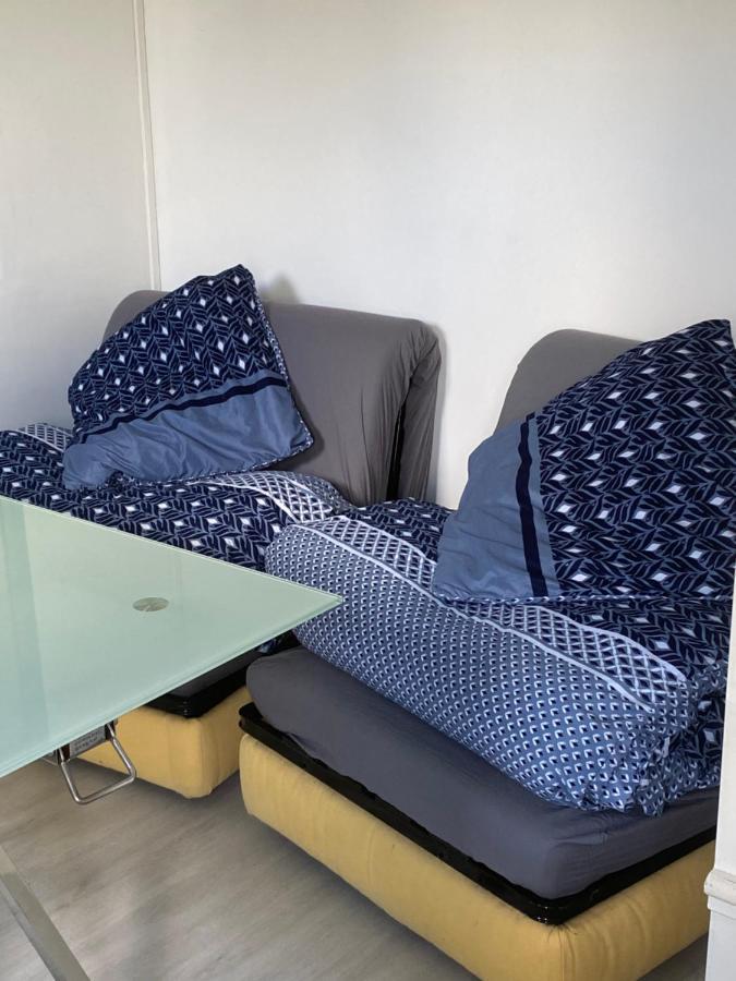 Adorable Gesthouse Avec Parking Gratuit Sur Place. Διαμέρισμα Le Chene Εξωτερικό φωτογραφία